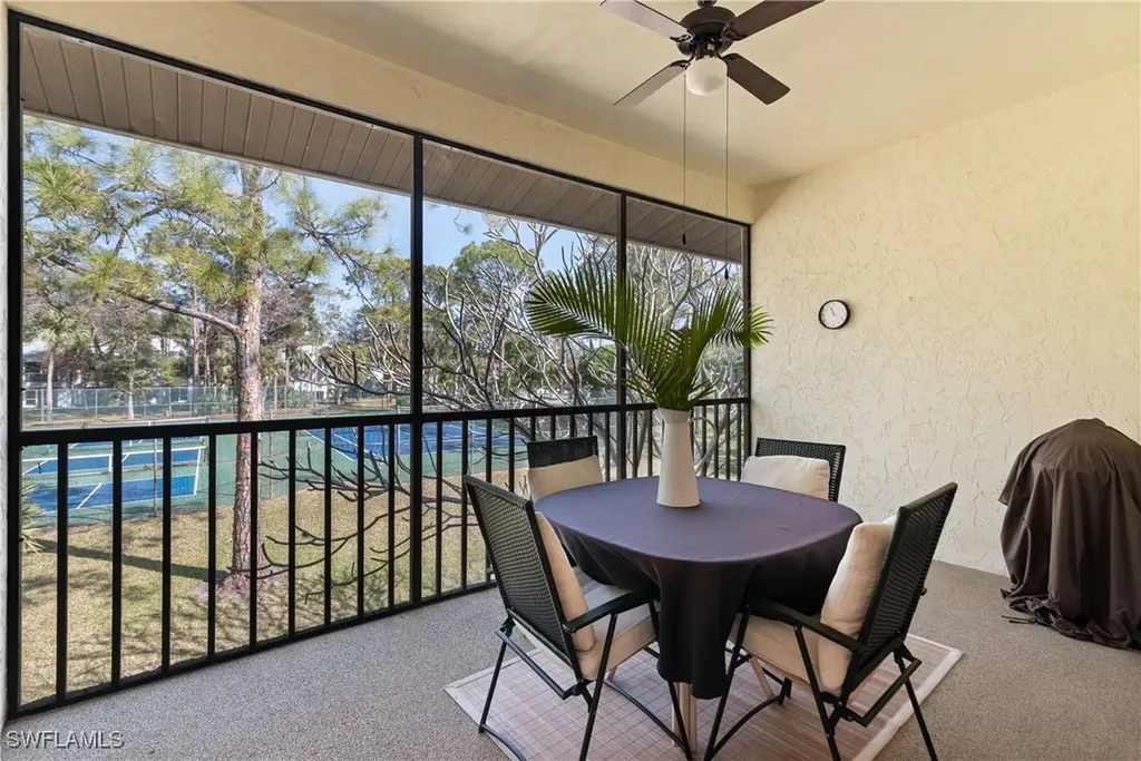1833 Courtyard Way Naples FL 34112