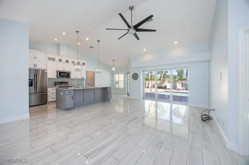 10111 Boca Circle Naples FL 34109