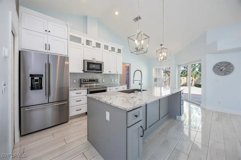 10111 Boca Circle Naples FL 34109