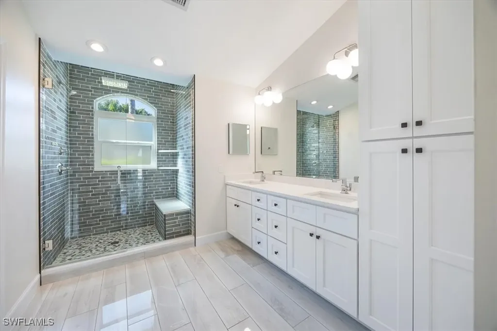 10111 Boca Circle Naples FL 34109