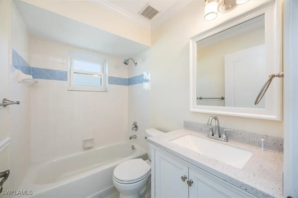 10111 Boca Circle Naples FL 34109