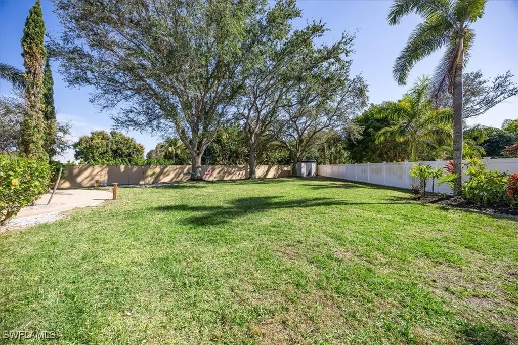 10111 Boca Circle Naples FL 34109