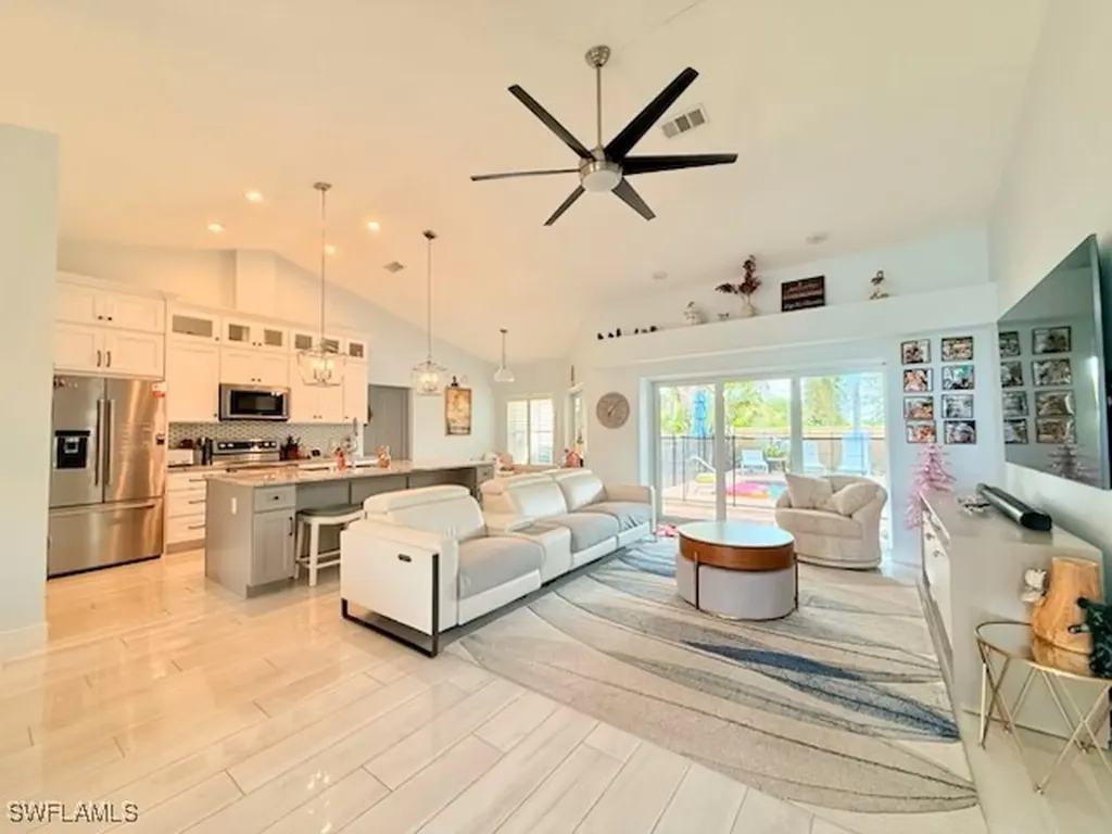 10111 Boca Circle Naples FL 34109