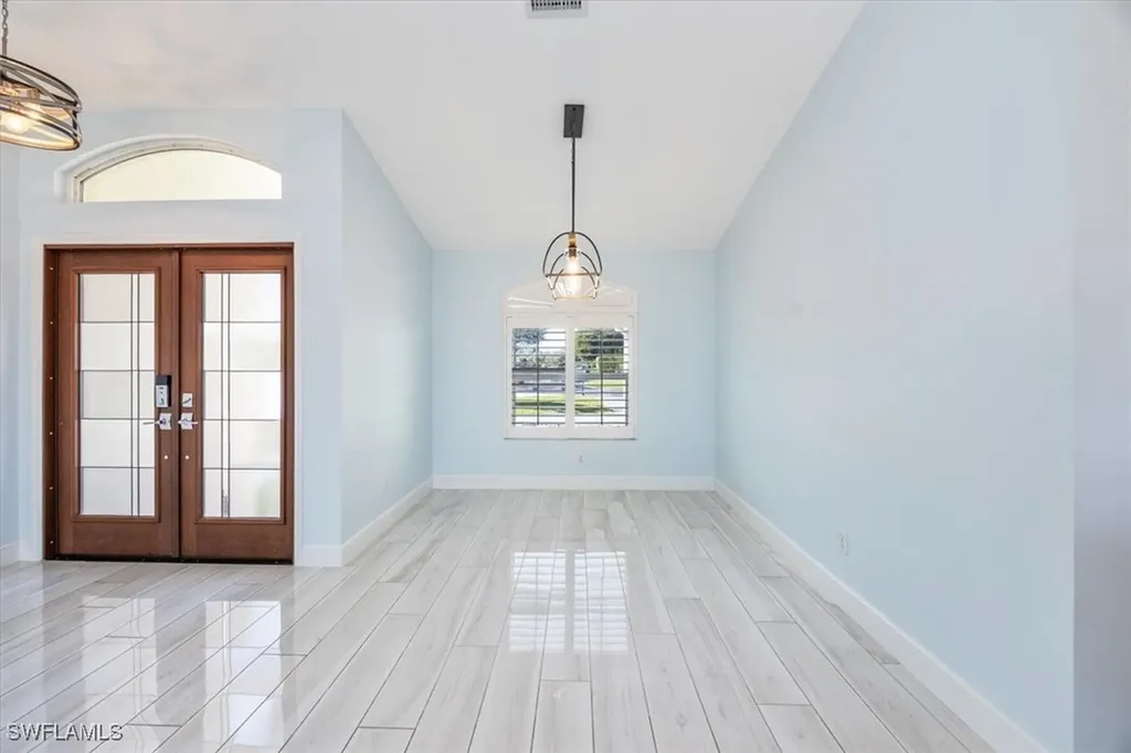 10111 Boca Circle Naples FL 34109