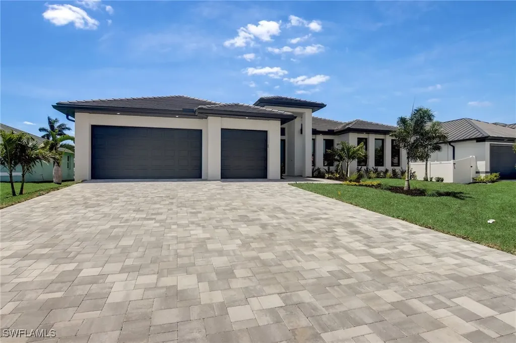 2406 SW 54th Lane Cape Coral FL 33914