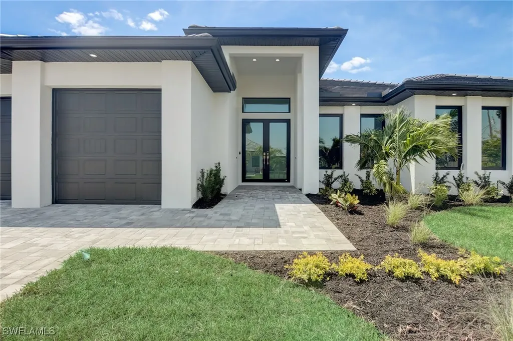 2406 SW 54th Lane Cape Coral FL 33914