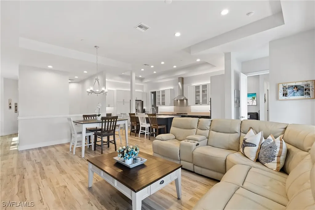 3967 Skyway Drive Naples FL 34112
