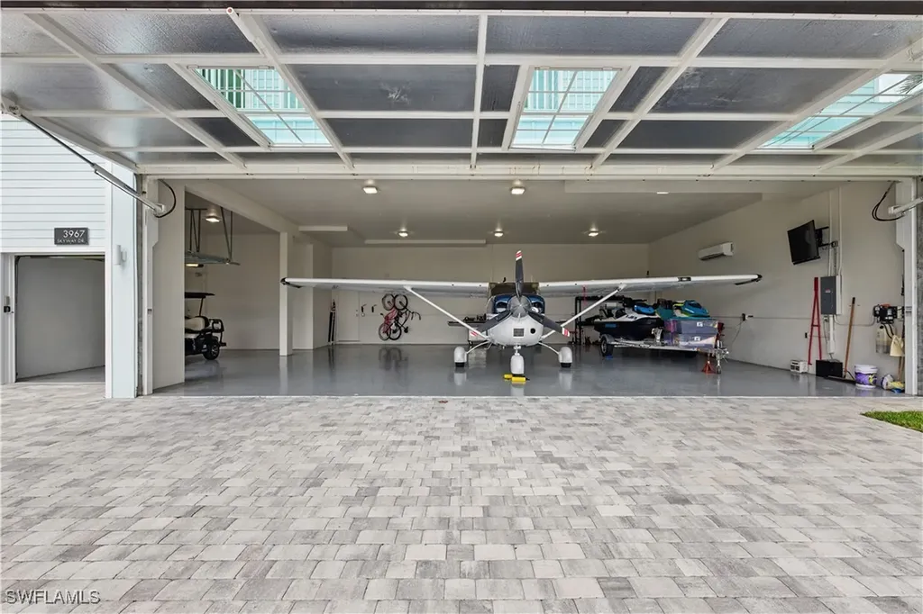 3967 Skyway Drive Naples FL 34112