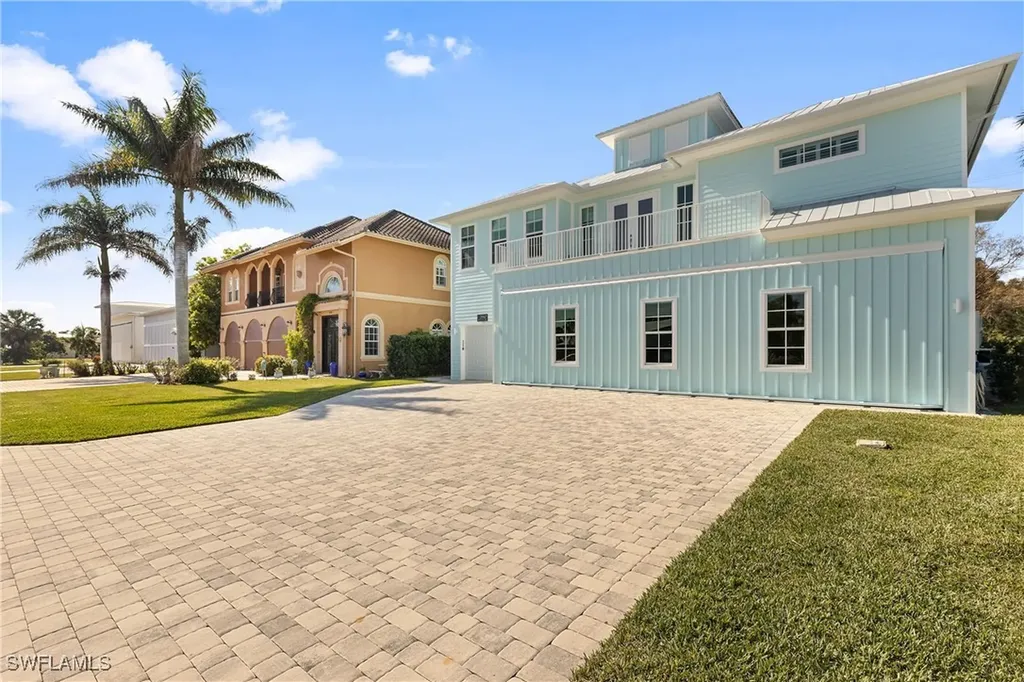 3967 Skyway Drive Naples FL 34112