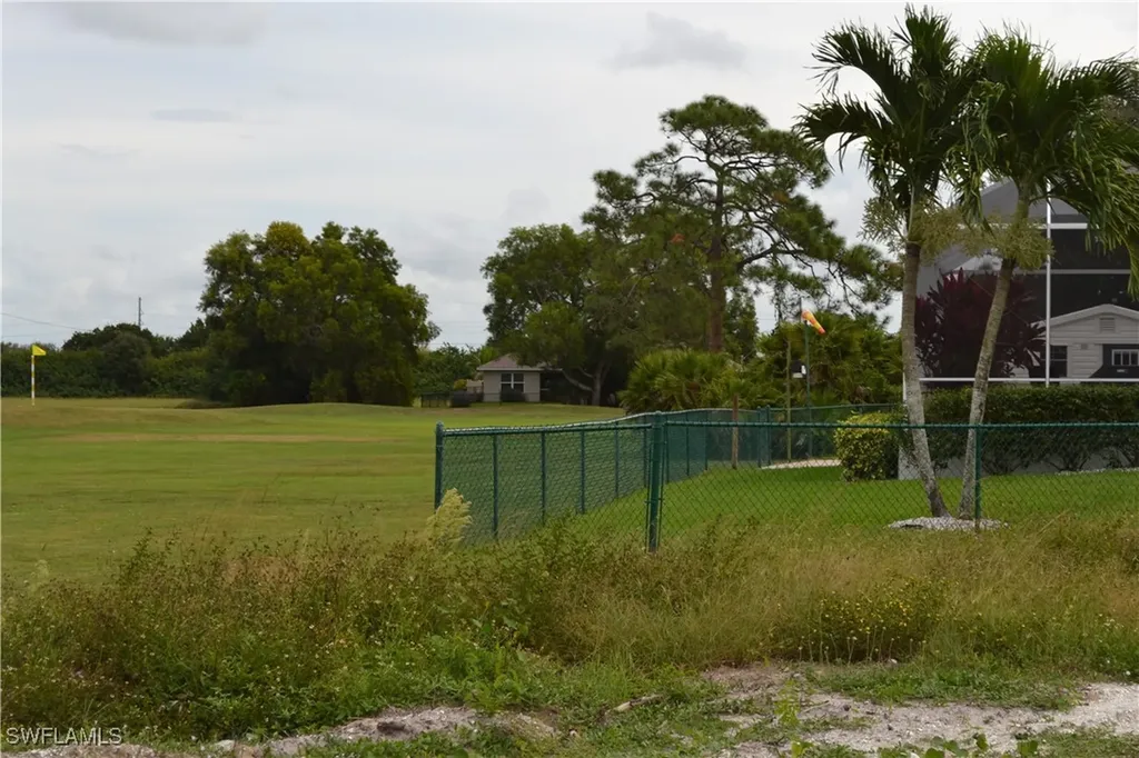 1508 NW 27th Place Cape Coral FL 33993