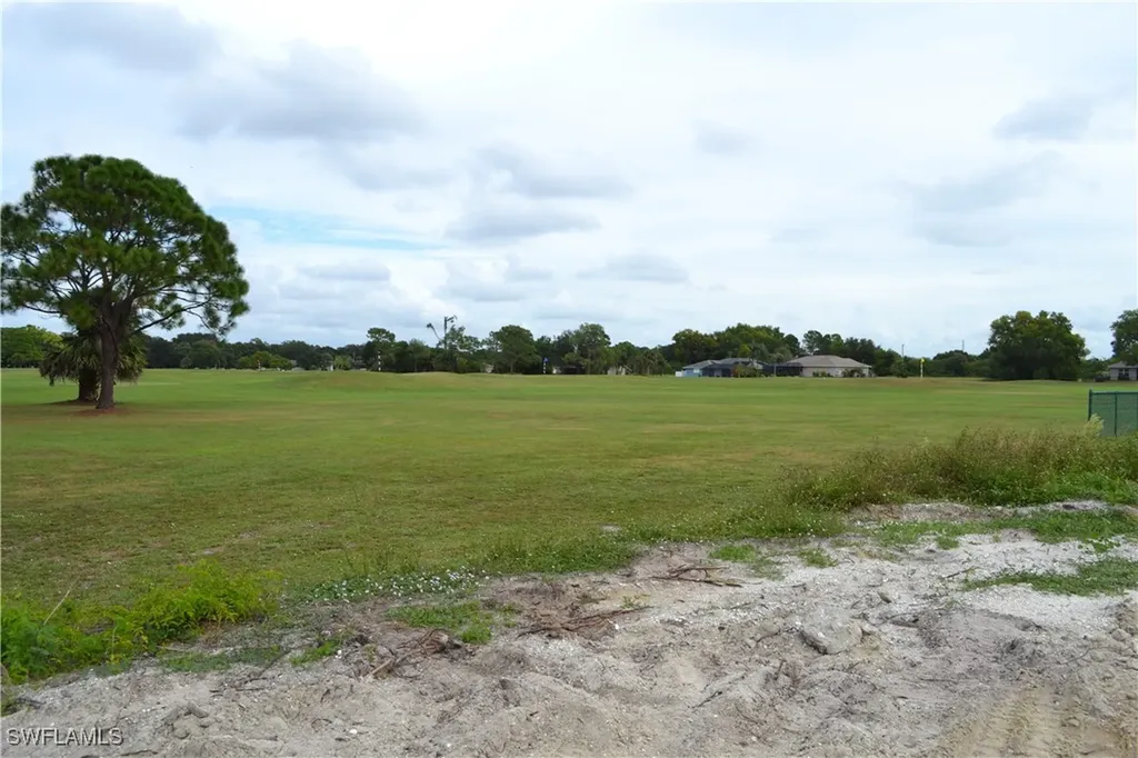 1508 NW 27th Place Cape Coral FL 33993