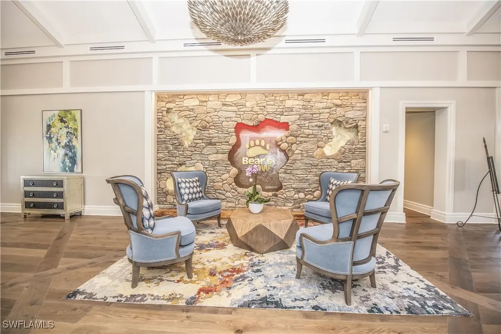 924 Wildwood Lane Naples FL 34105