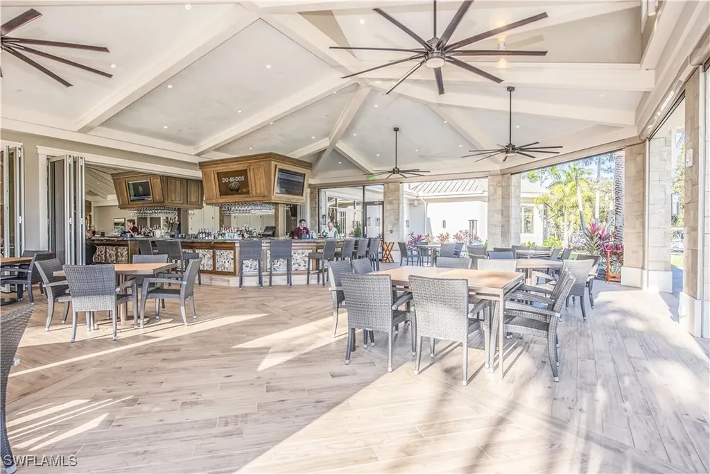 924 Wildwood Lane Naples FL 34105
