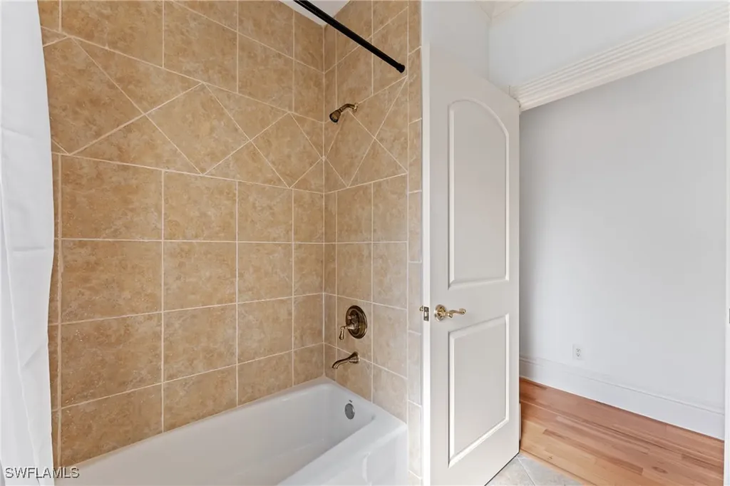 7126 Mill Run Circle Naples FL 34109