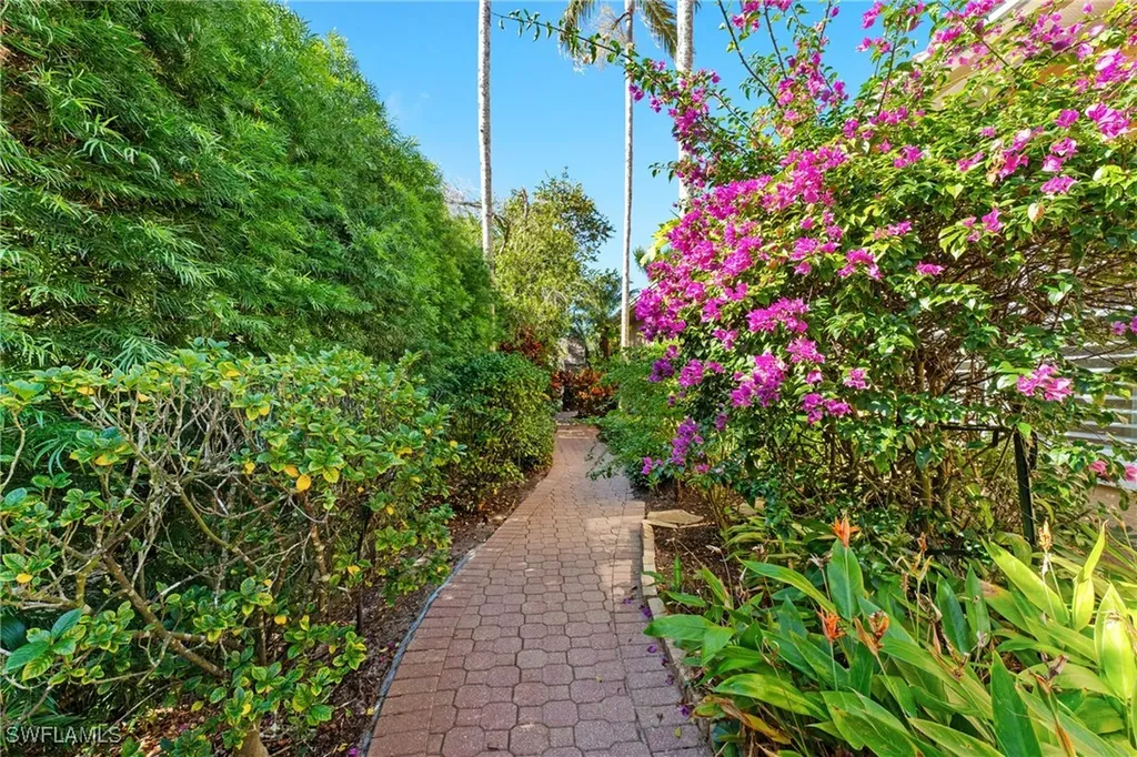 7126 Mill Run Circle Naples FL 34109