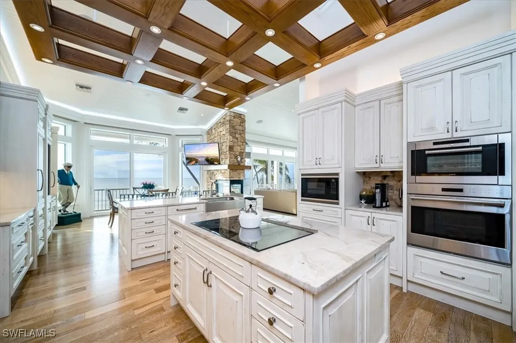 40 32nd Avenue S Naples FL 34102