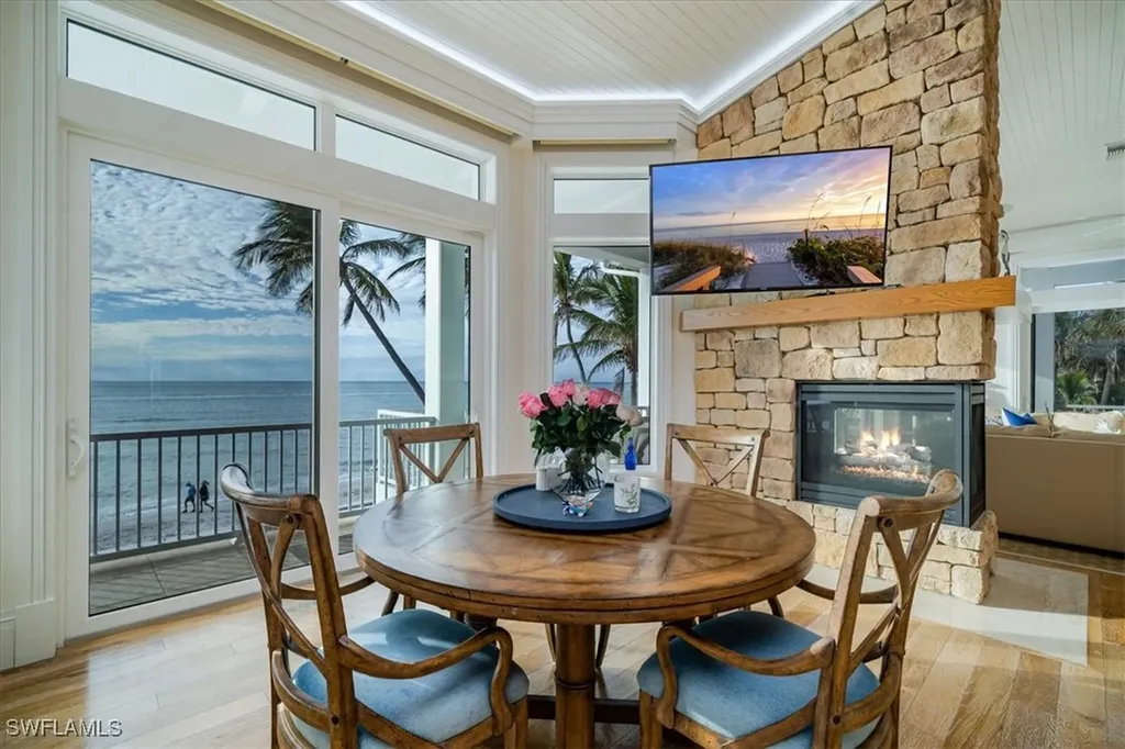 40 32nd Avenue S Naples FL 34102