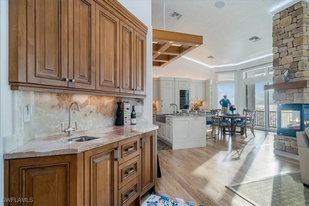 40 32nd Avenue S Naples FL 34102