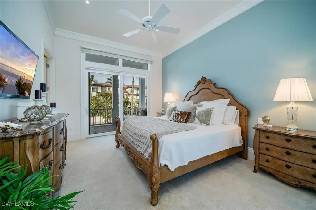 40 32nd Avenue S Naples FL 34102