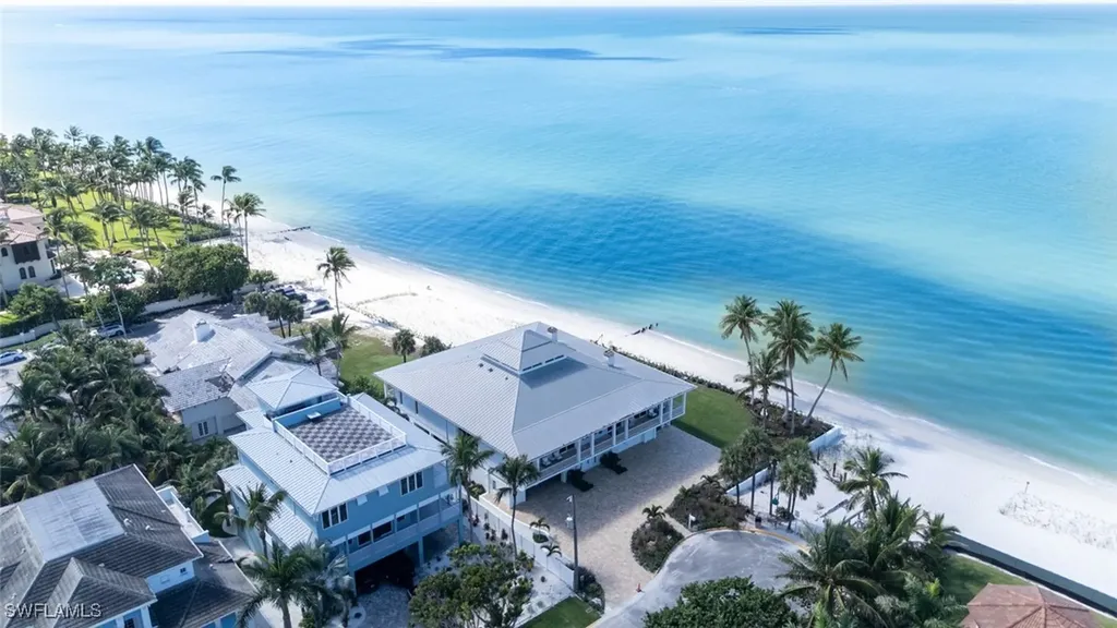 40 32nd Avenue S Naples FL 34102