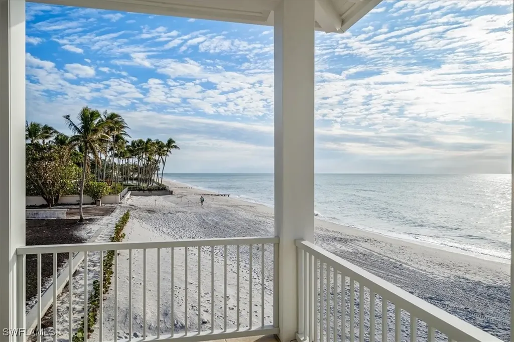 40 32nd Avenue S Naples FL 34102