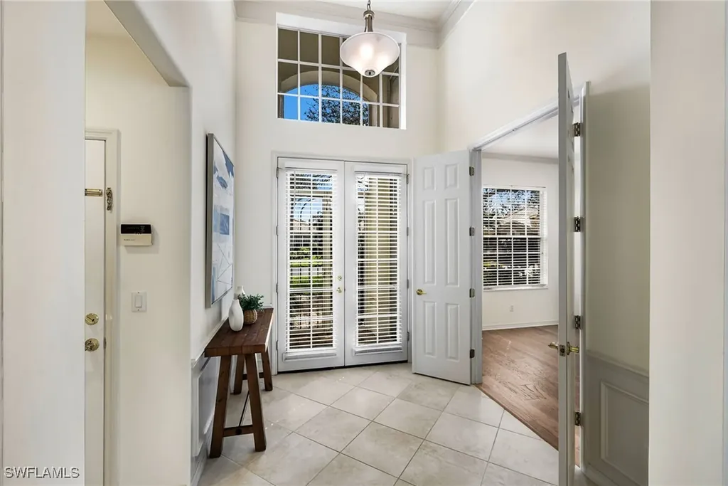 2003 Timarron Way Naples FL 34109