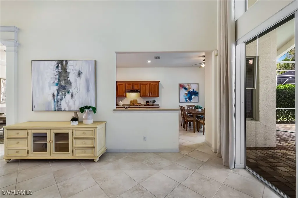 2003 Timarron Way Naples FL 34109