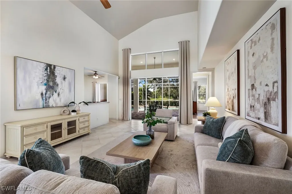 2003 Timarron Way Naples FL 34109