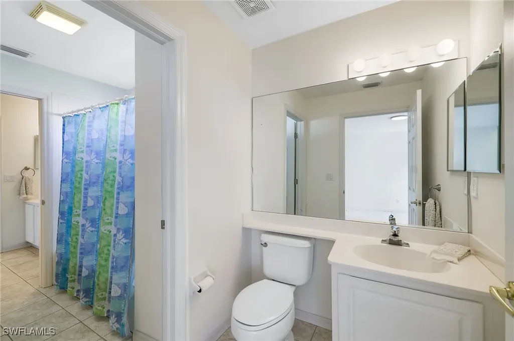 2003 Timarron Way Naples FL 34109