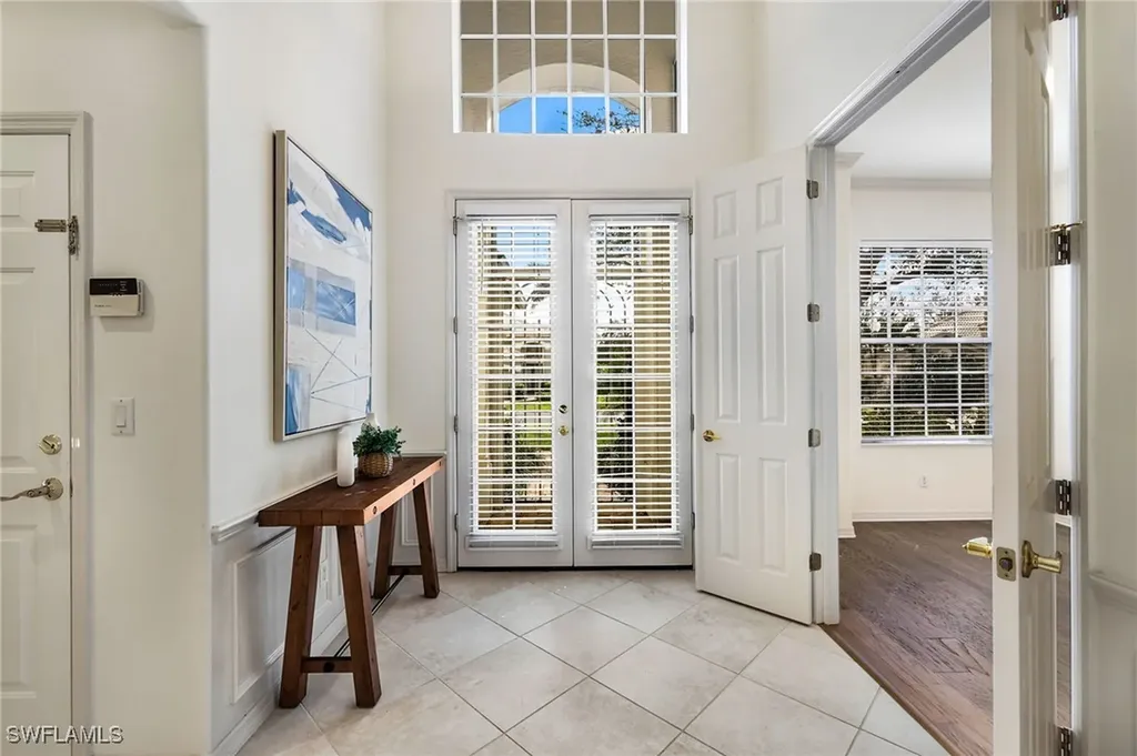 2003 Timarron Way Naples FL 34109