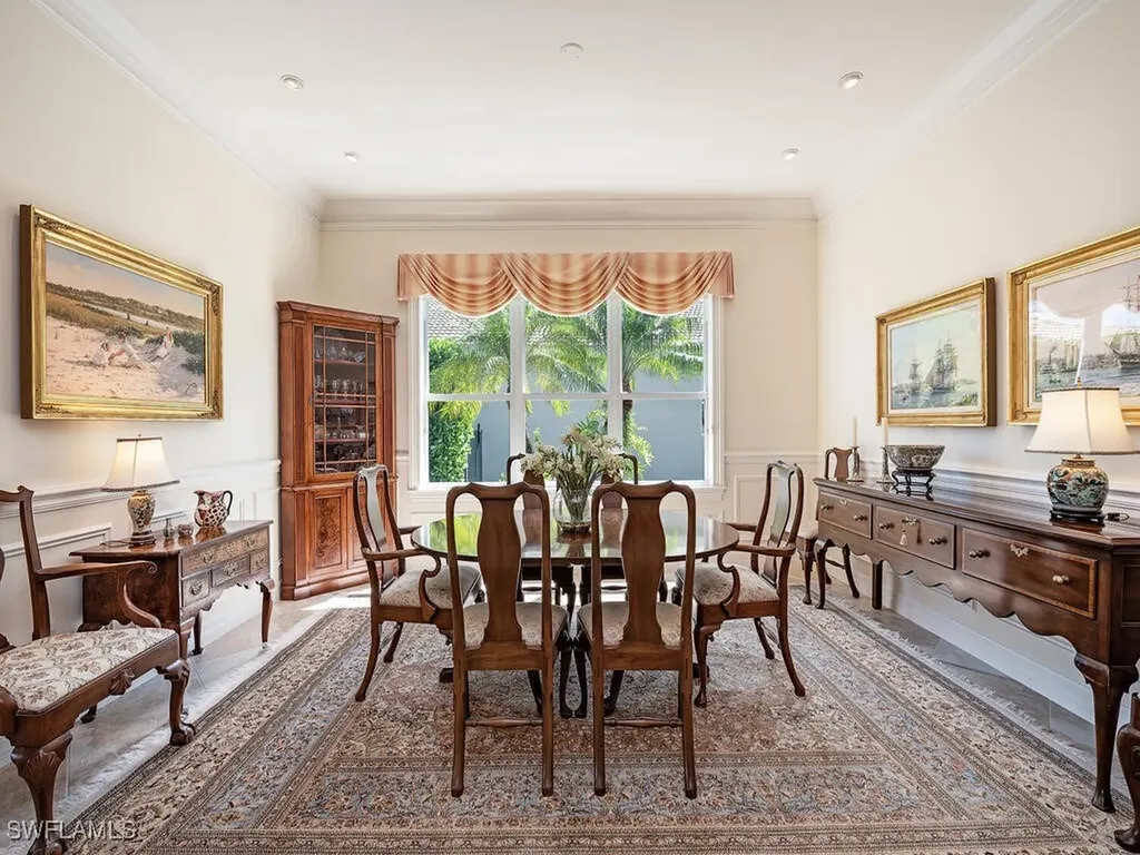 6807 Del Mar Terrace Naples FL 34105