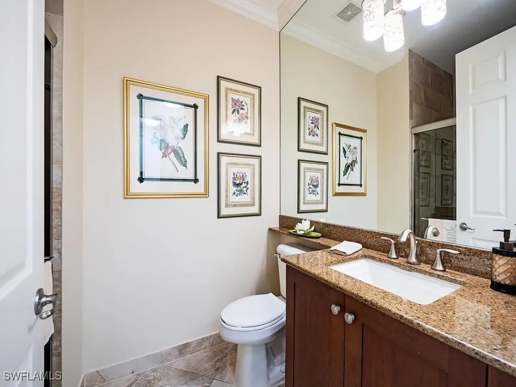 6807 Del Mar Terrace Naples FL 34105