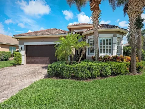 6807 Del Mar Terrace Naples FL 34105
