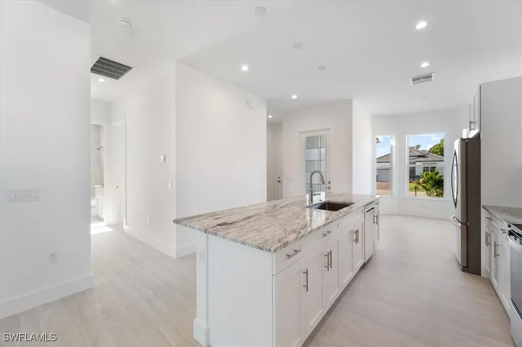 2537 Linda Drive Naples FL 34112