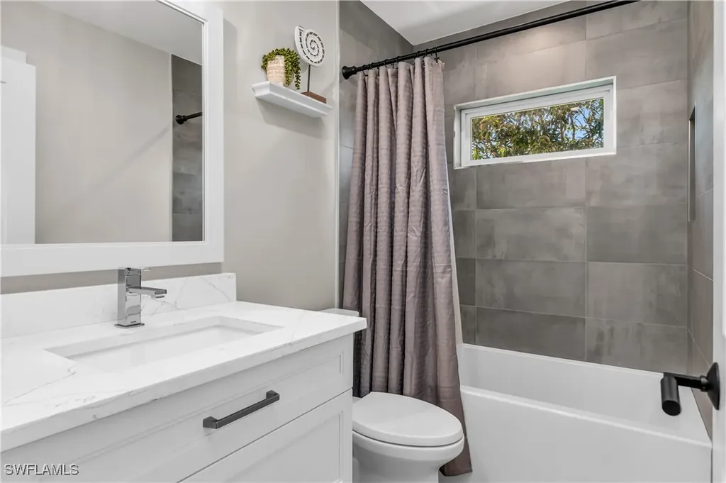 18198 Royal Hammock Boulevard Naples FL 34114