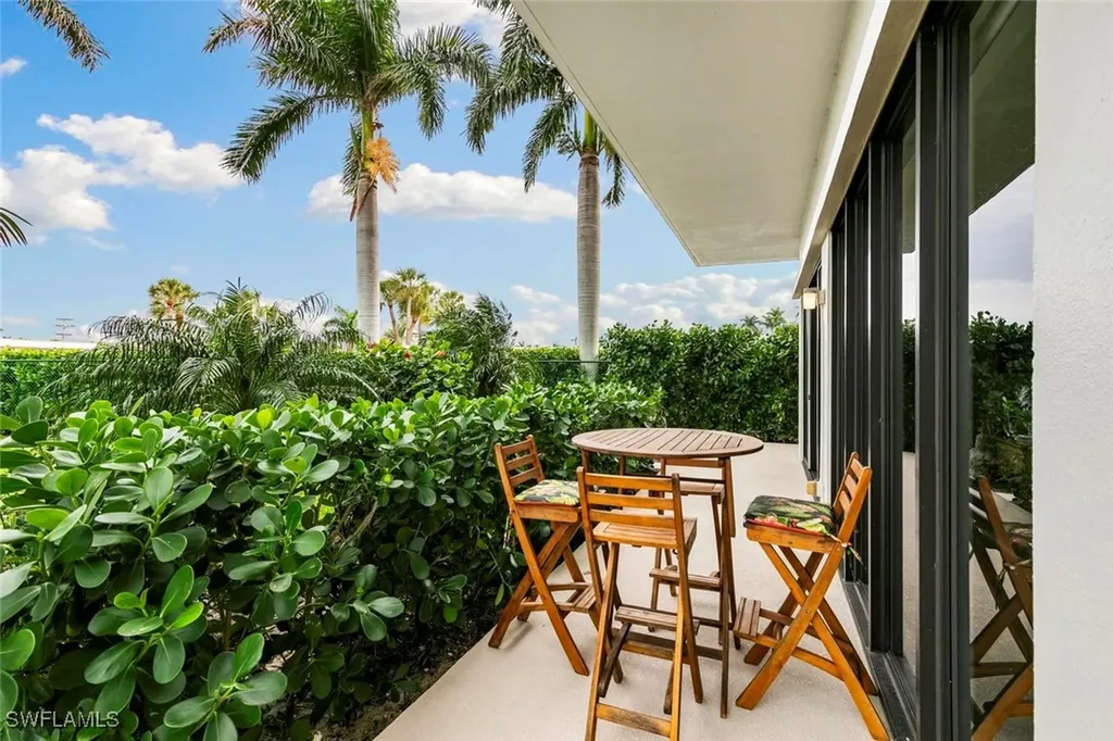 180 Seaview Court Marco Island FL 34145