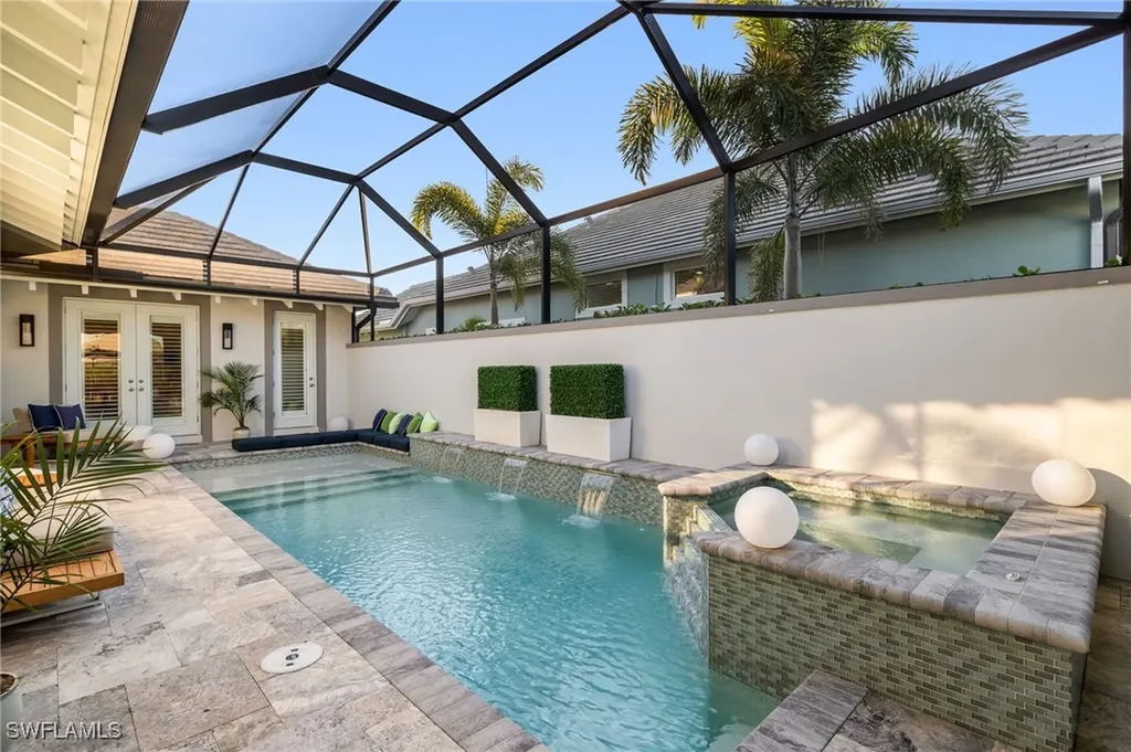 6065 Lucaya Way Naples FL 34113