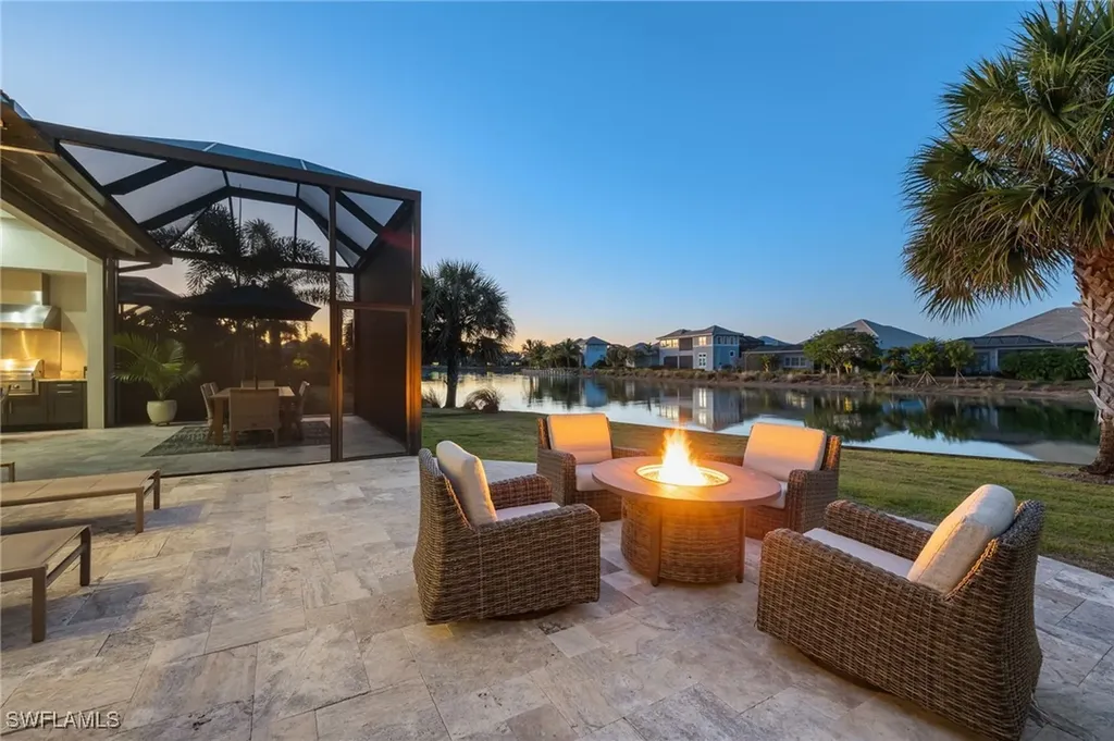6065 Lucaya Way Naples FL 34113