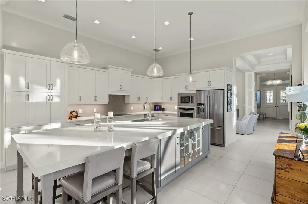 6065 Lucaya Way Naples FL 34113