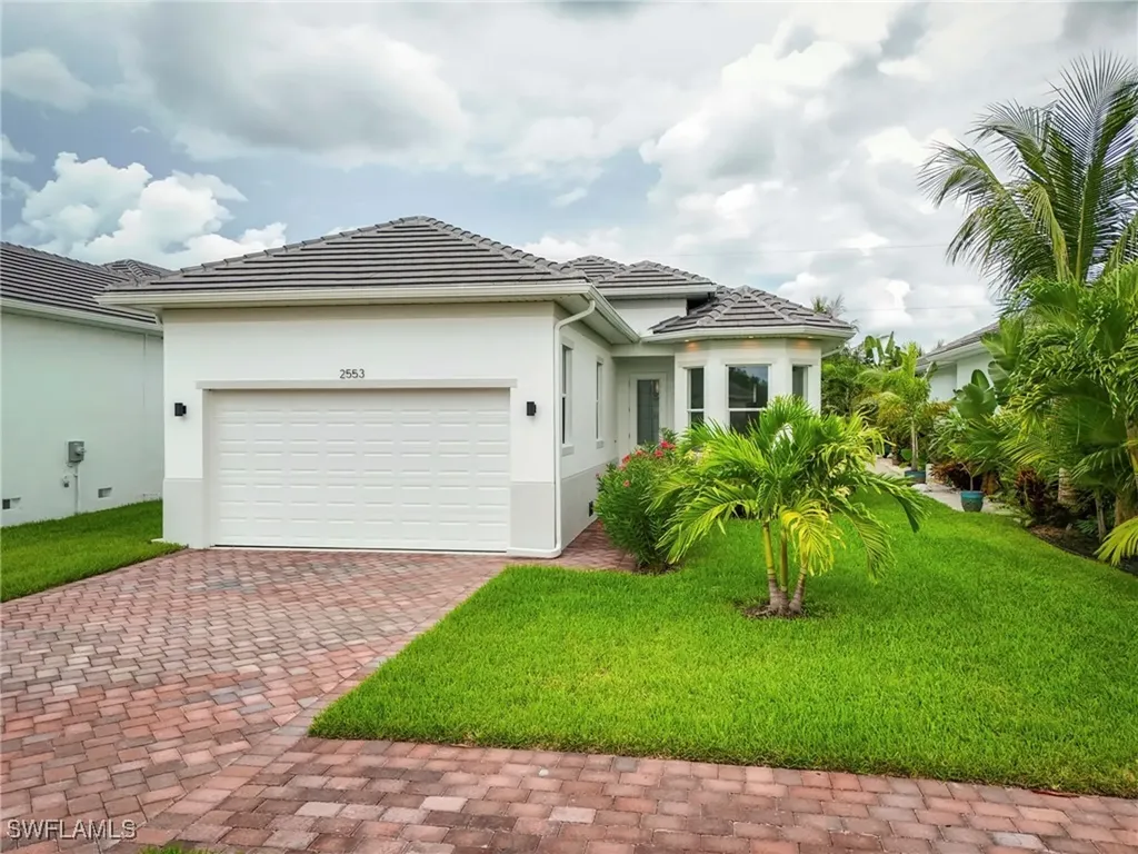 2553 Linda Drive Naples FL 34112