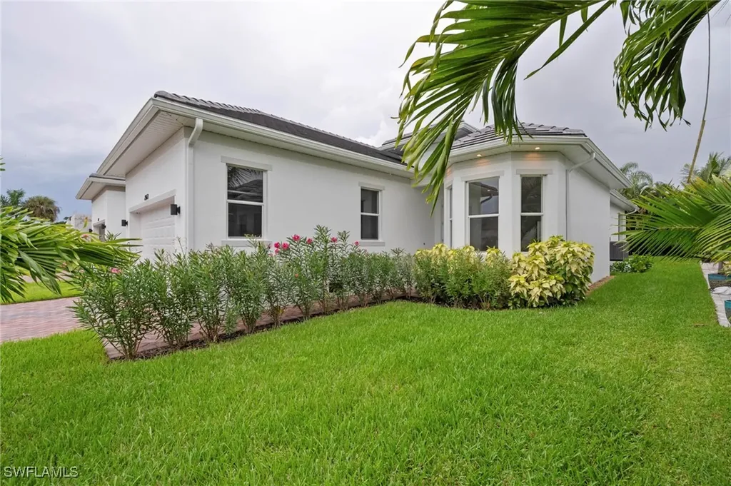 2553 Linda Drive Naples FL 34112