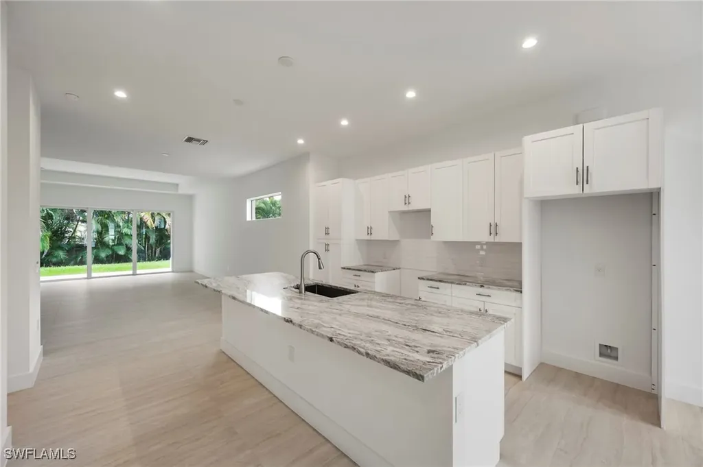 2553 Linda Drive Naples FL 34112