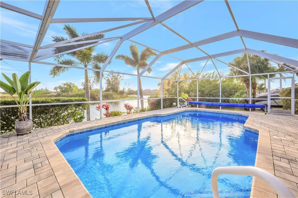 2426 NW 15th Street Cape Coral FL 33993