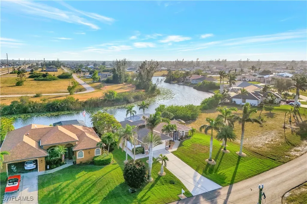 2426 NW 15th Street Cape Coral FL 33993