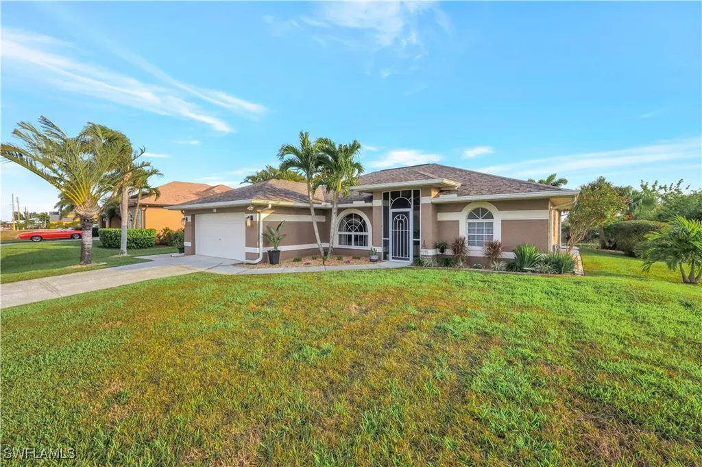 2426 NW 15th Street Cape Coral FL 33993