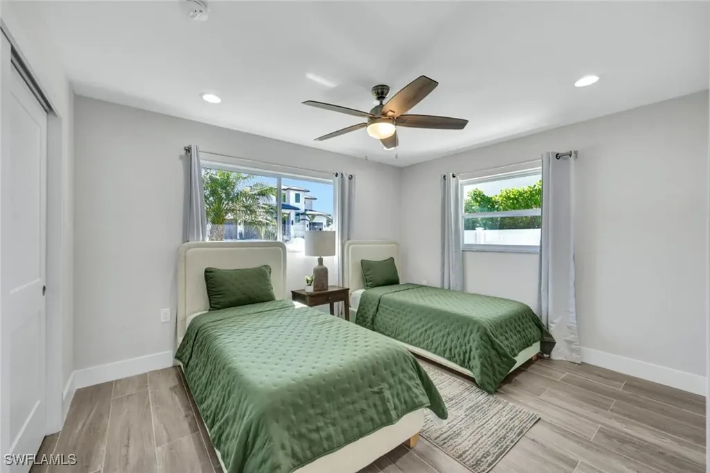 373 Egret Avenue Naples FL 34108