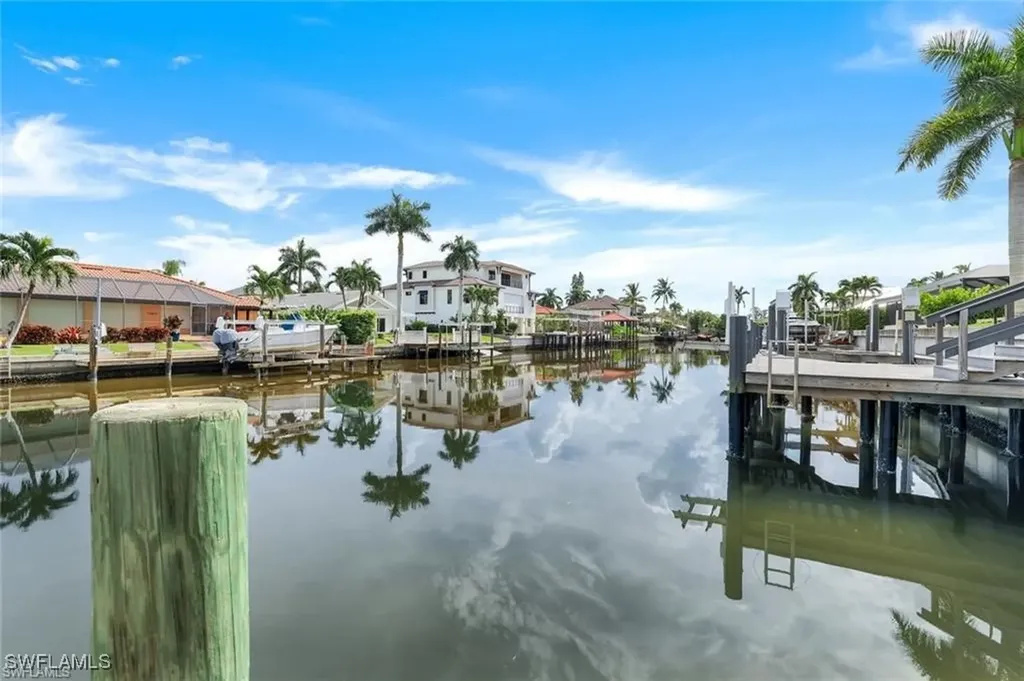 373 Egret Avenue Naples FL 34108