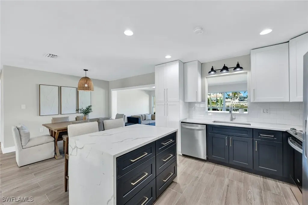 373 Egret Avenue Naples FL 34108
