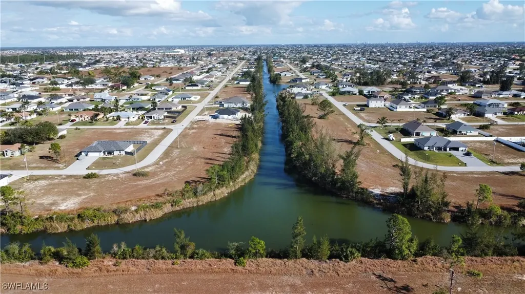 2211 NW 20th Terrace Cape Coral FL 33993