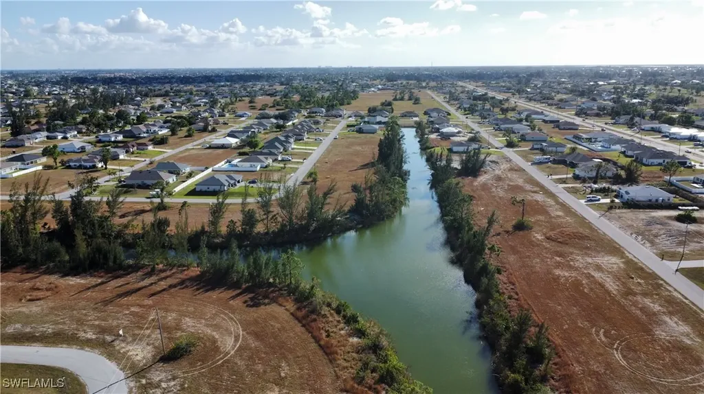 2211 NW 20th Terrace Cape Coral FL 33993
